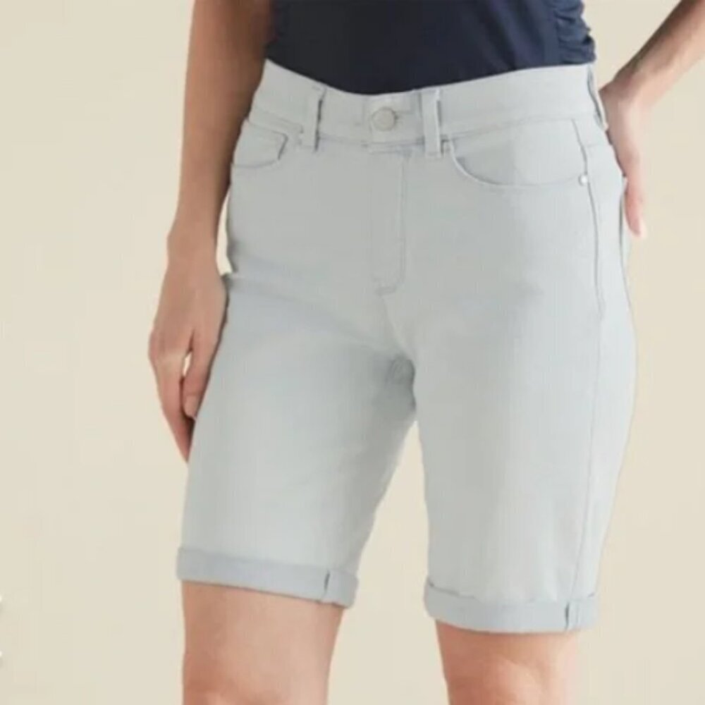 Soft Surroundings Ultimate Denim Pull On Relaxed Shorts, Pinyon Wash, Size 10/12